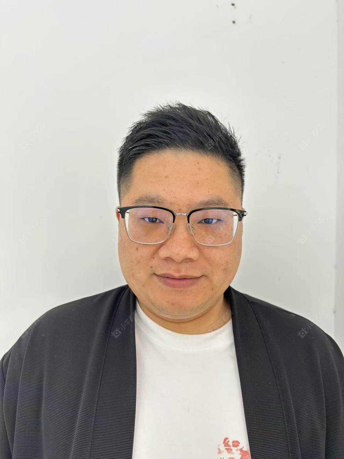 二手经纪人刘伟
