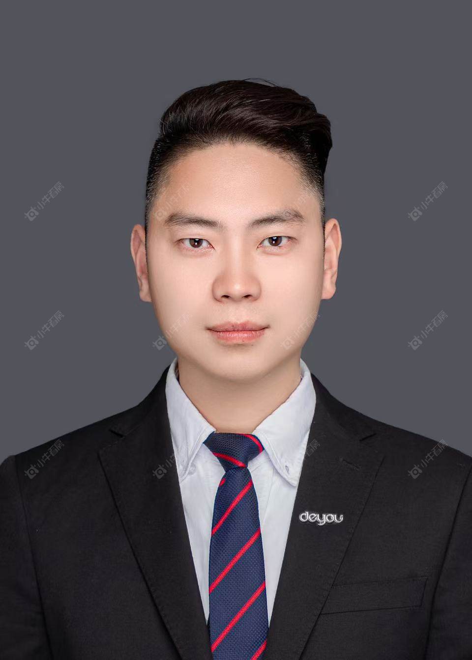 二手经纪人罗来响